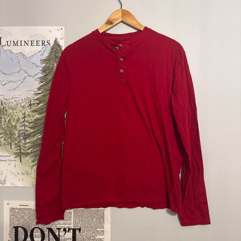 Men's Merona red long sleeve Henley‎ shirt